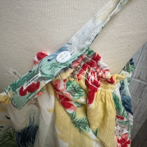 Chaps Cold Shoulder 2x adorable Top - Picture 7 of 16